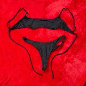 NWOT Skims SOLD OUT Onyx Swim Bikini Set | Triangle Top + Thong Bottom | Size M